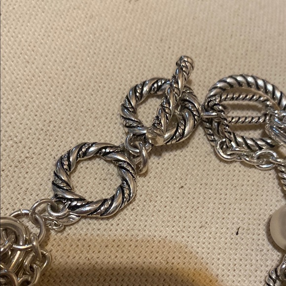 Premier Designs Silver and White Pearl Bracelet - Picture 3 of 4